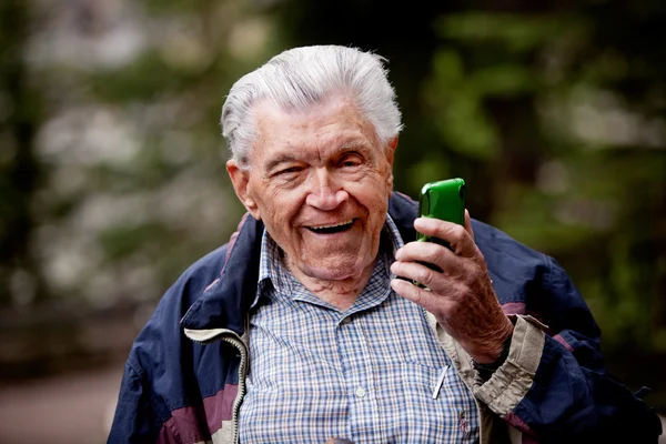 Old Man with Cell Phone — Stok fotoğraf