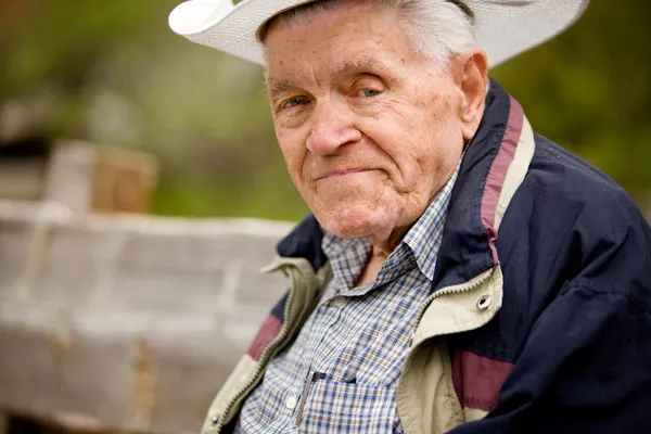 Senior man portret — Stockfoto