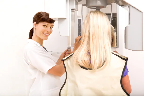 Urządzenie rentgenowskie stomatologiczne — Zdjęcie stockowe