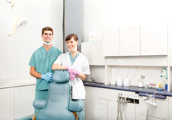 Dentystyczny zespół w klinice — Zdjęcie stockowe