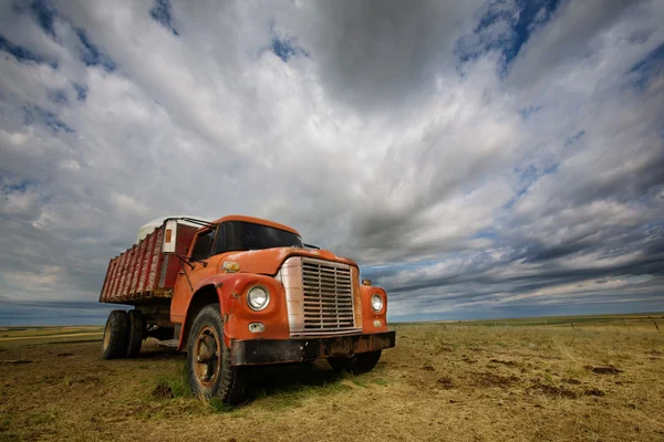 Camião velho — Fotografia de Stock
