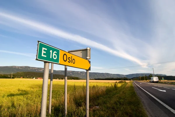 Znak drogowy w Oslo — Zdjęcie stockowe