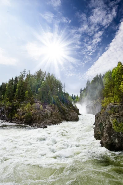Beyaz su rapids — Stok fotoğraf