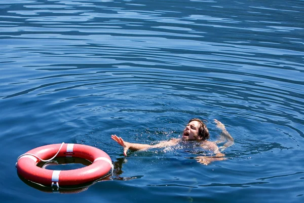 溺れかけている人 — ストック写真