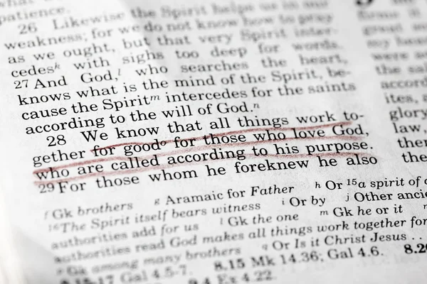 Ρωμαίους 8:28 — Φωτογραφία Αρχείου