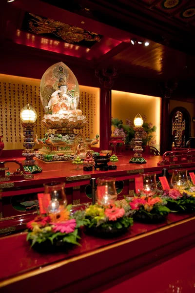 Wnętrze świątyni buddyjskiej — Zdjęcie stockowe