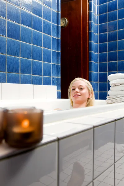 Female in 1920s Spa and Bath — Stock Photo, Image
