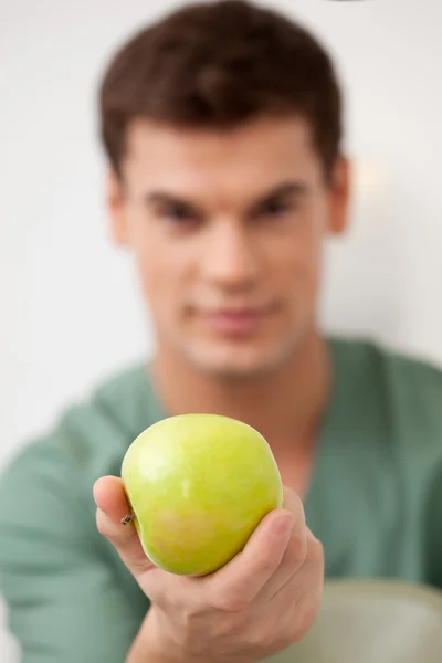 Dentysta z jabłkiem — Zdjęcie stockowe