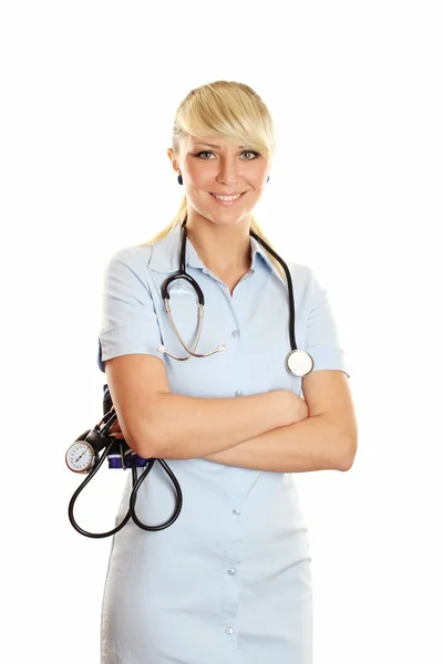 Giovane medico con un manometro — Foto Stock