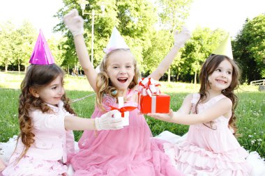 Children's Birthday Party outdoors clipart