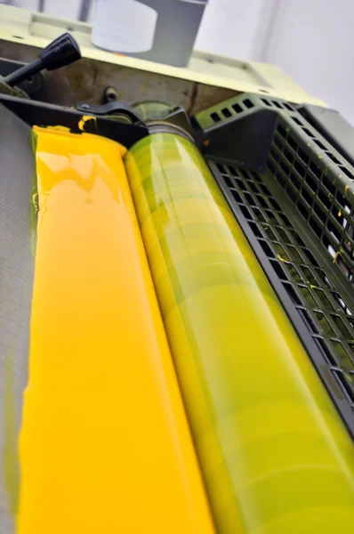 Druckpresse gelbe Farbe — Stockfoto