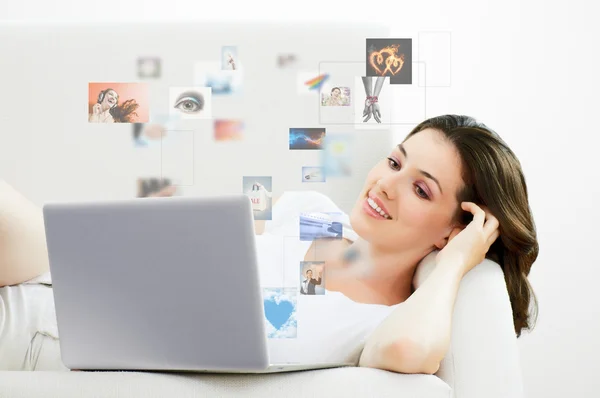 Working in a laptop — Stock Photo, Image