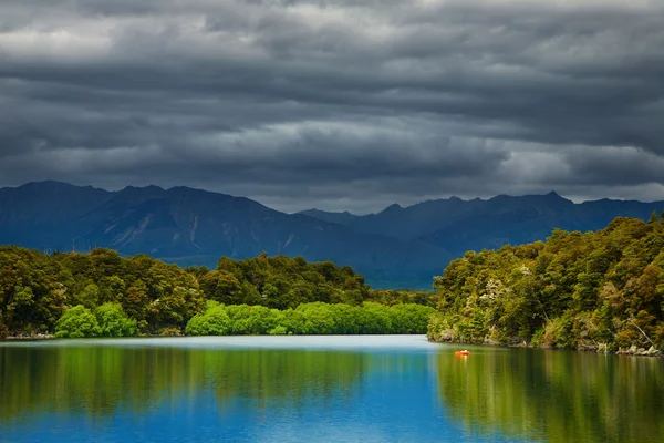 Λίμνη manapouri, Νέα Ζηλανδία — Φωτογραφία Αρχείου