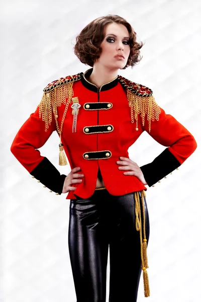 Sexy modelo vestindo uniforme glamour — Fotografia de Stock
