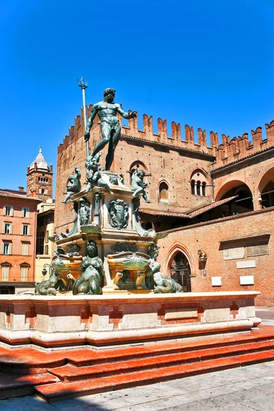 Bologna Olaszország a Neptunusz-kút — Stock Fotó