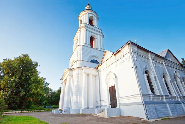 Oude Russische kerk — Stockfoto