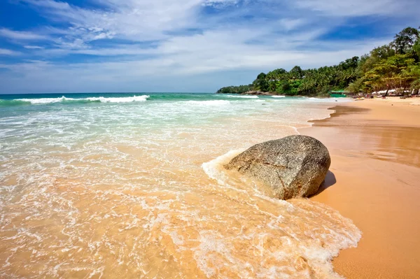 Vacker tropisk strand. — Stockfoto