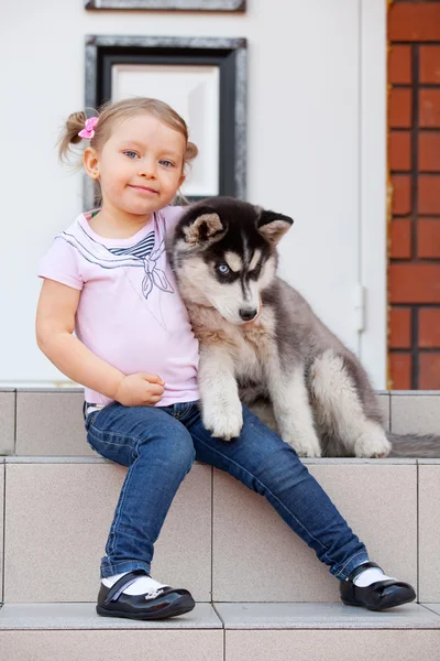 Girl with dog — Stock Photo, Image