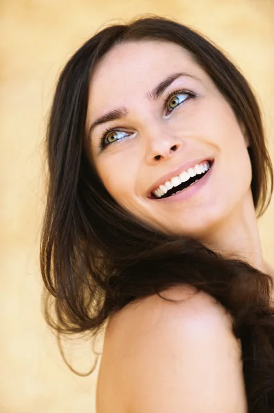 Portrait of young attractive cheerful woman — Stock Photo, Image