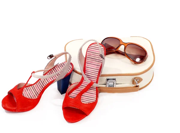 Kosmetička, boty a sluneční brýle — Stock fotografie