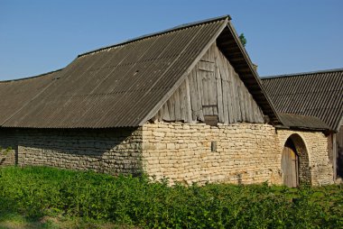 eski tuğla ev