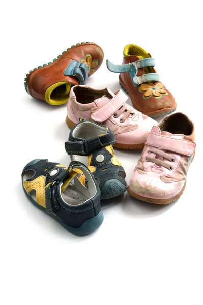 Usato scarpe per bambini da vicino — Foto Stock