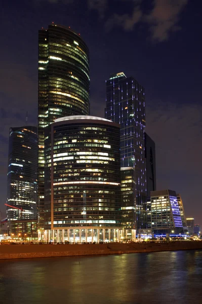 Staden skyskrapor i Moskva — Stockfoto