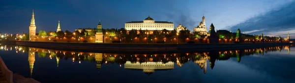 Панорама Московского Кремля — стоковое фото
