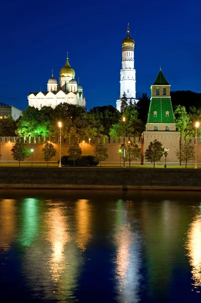 Kremlin in de stad Moskou close-up — Stockfoto