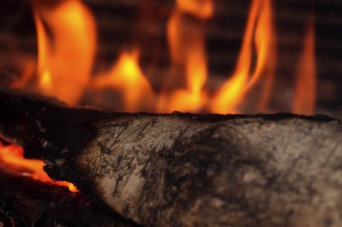 senin şömine ateş