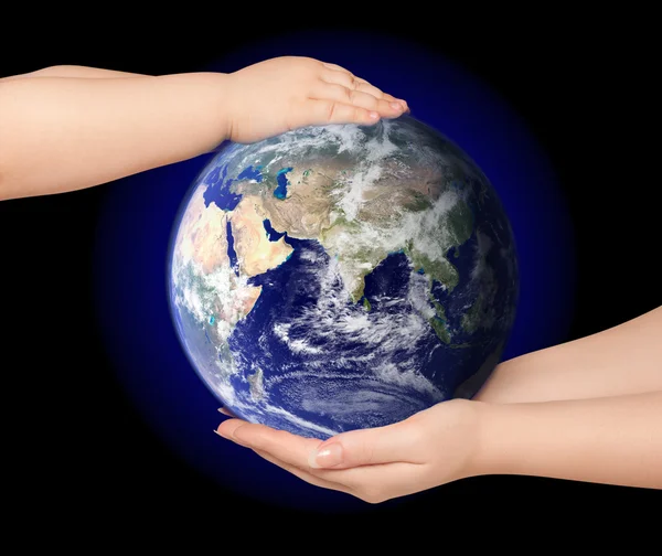 Child and woman holds earth globe — Stock Photo, Image