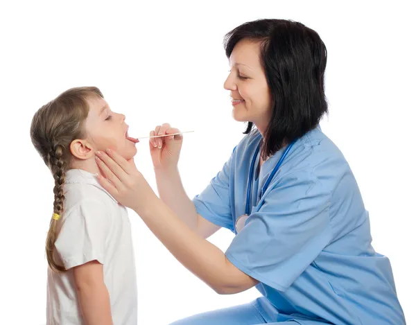 Doctor check throat of girl — Stock Photo, Image