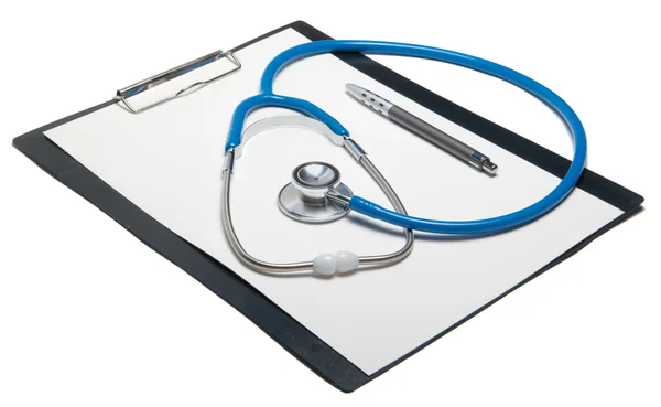 Sininen stetoskooppi, kynä ja paperiarkki — kuvapankkivalokuva