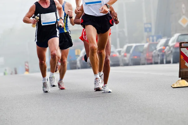 Berlari di kota maraton — Stok Foto