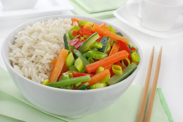 Ris med grönsaker — Stockfoto
