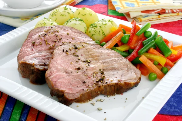 Pork meat with vegetables — Stock Photo, Image