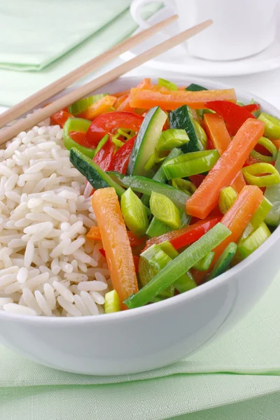 Ryż z warzywami — Zdjęcie stockowe