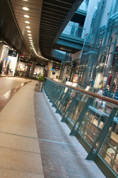 대형 쇼핑 센터의 현대 건축 — 스톡 사진