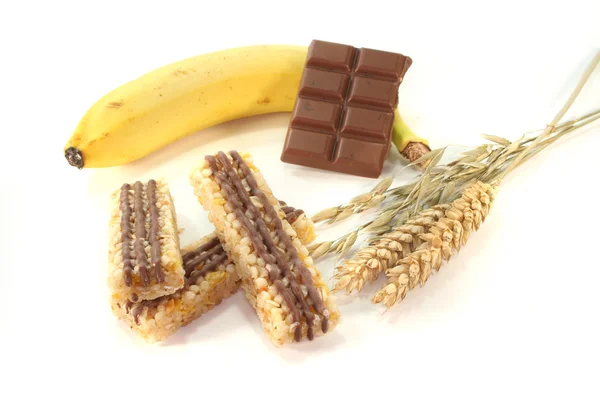 Шоколадний банановий мюслі бар — стокове фото