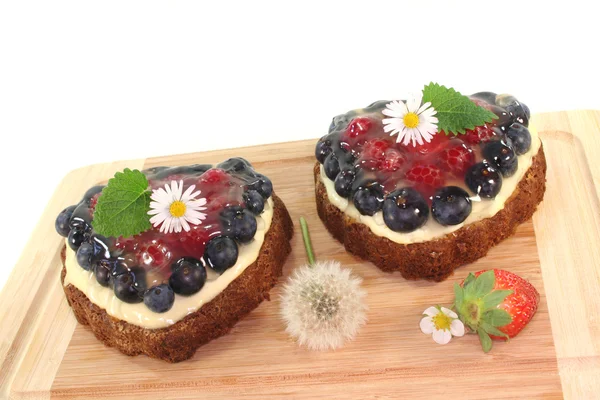 Wild berry tarts — Stock Photo, Image