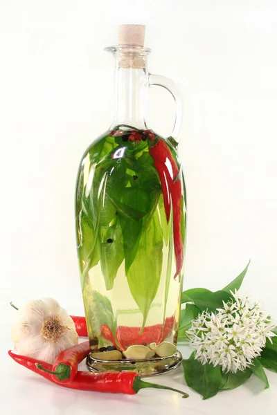 Wild garlic oil — Stock Photo, Image