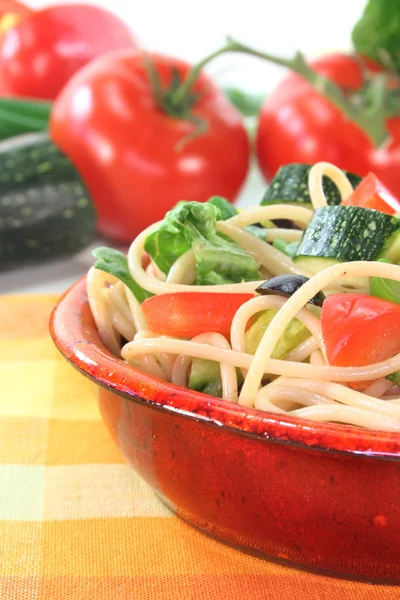 Špagety salát — Stock fotografie