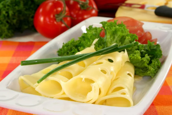 Klobása sýrový talíř — Stock fotografie