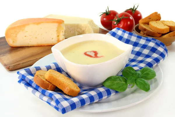 Sopa de crema de queso —  Fotos de Stock