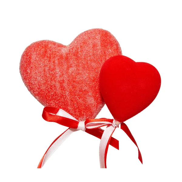 Dvě červené valentine srdce izolované na bílém. — Stock fotografie