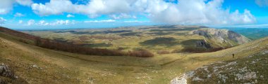 Panorama. Hills cennet ile