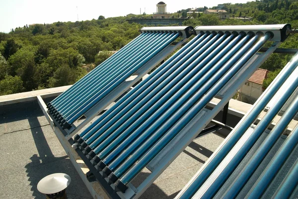 Vacuum solar water heating system — Stock Photo, Image