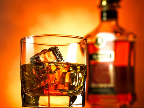 威士忌酒红色 — 图库照片