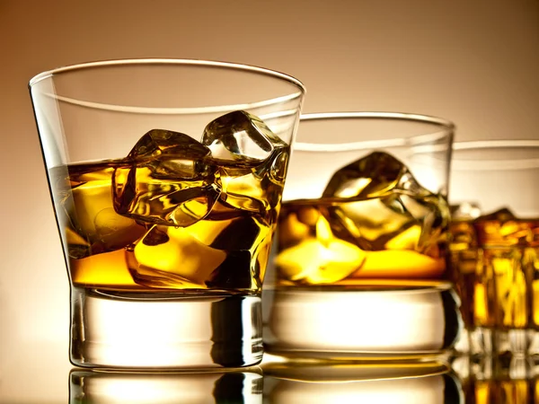 Whiskey on the rocks — Stock Photo, Image