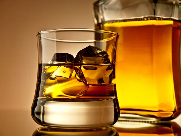 Buzlu viski. — Stok fotoğraf